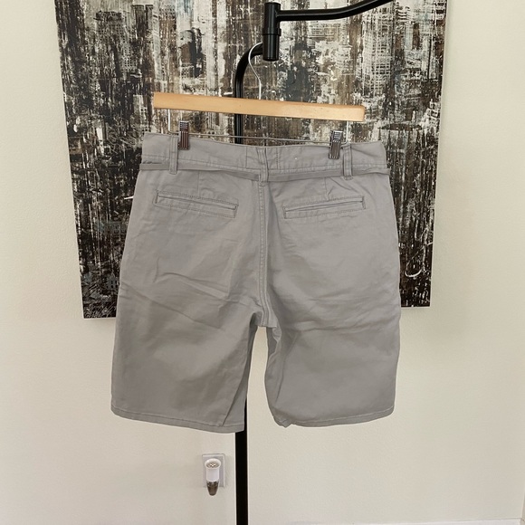 Empyre Shorts - Picture 2 of 3